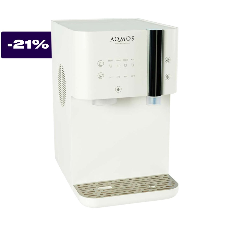 Weißer Aqmos DrinKing Wasserspender, kompaktes Auftischgerät für gefiltertes Wasser.