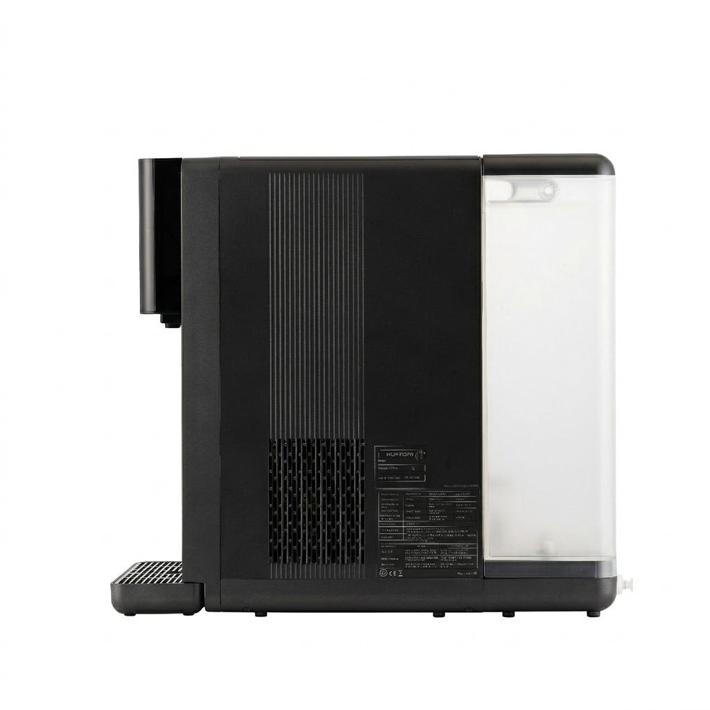 Seitenansicht des Hurom_Water_Purifier_WP-A01 in Schwarz mit transparentem Wassertank.